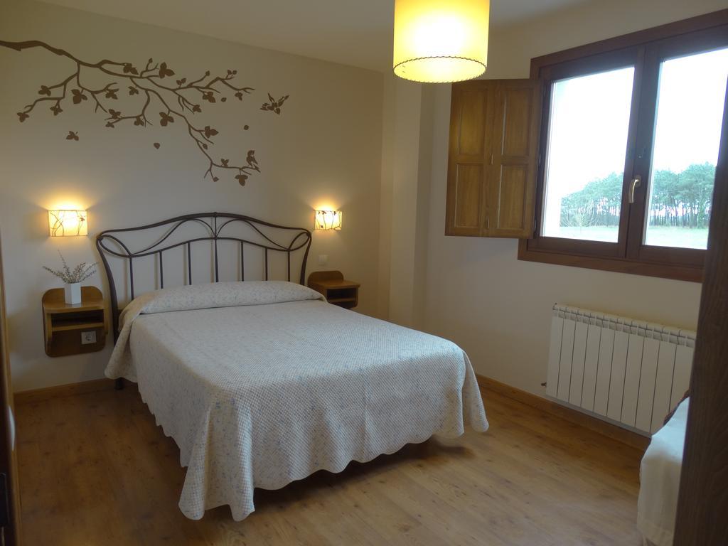 Apartamentos La Cruz De Paderne Navia Ruang foto
