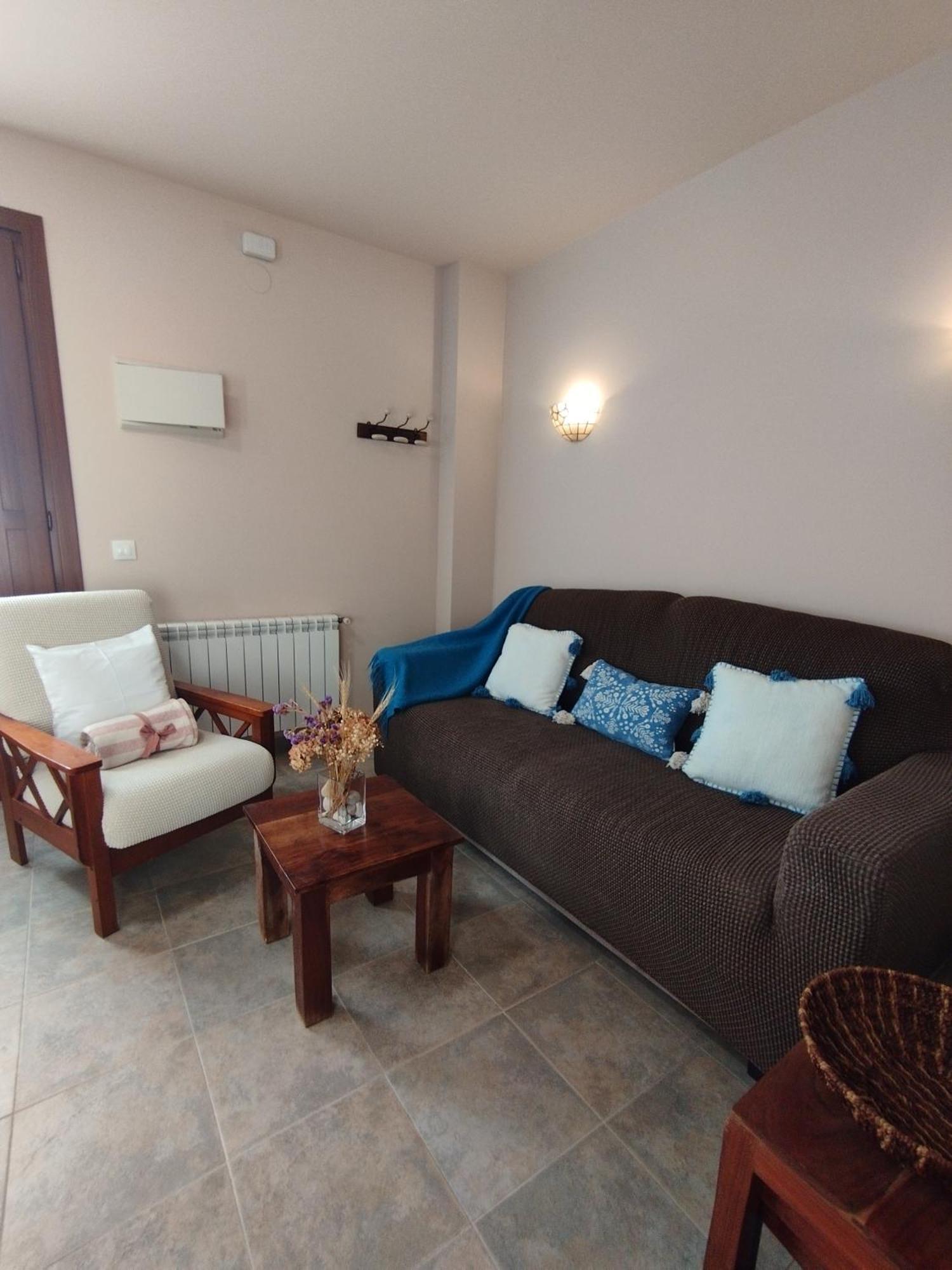 Apartamentos La Cruz De Paderne Navia Bagian luar foto